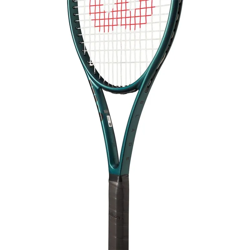 Wilson Blade 100UL v9 Tennis Racquet